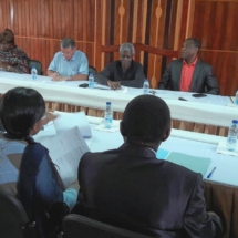 Séance de travail à la salle des Actes de l&amp;#039;ENSP avec les membres 