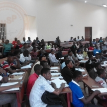 Eleves Ingenieurs en Amphi 200 ENSP lors du passage de la CTI