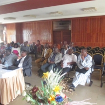 Séance de travail à la salle des Actes de l&amp;#039;ENSP avec les membres 