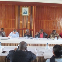 Séance de travail à la salle des Actes de l&amp;#039;ENSP avec les membres 