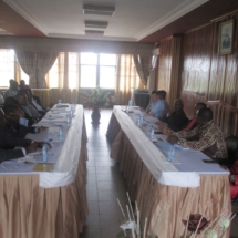 Séance de travail à la salle des Actes de l&amp;#039;ENSP avec les membres 