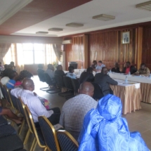 Séance de travail à la salle des Actes de l&amp;#039;ENSP avec les membres 