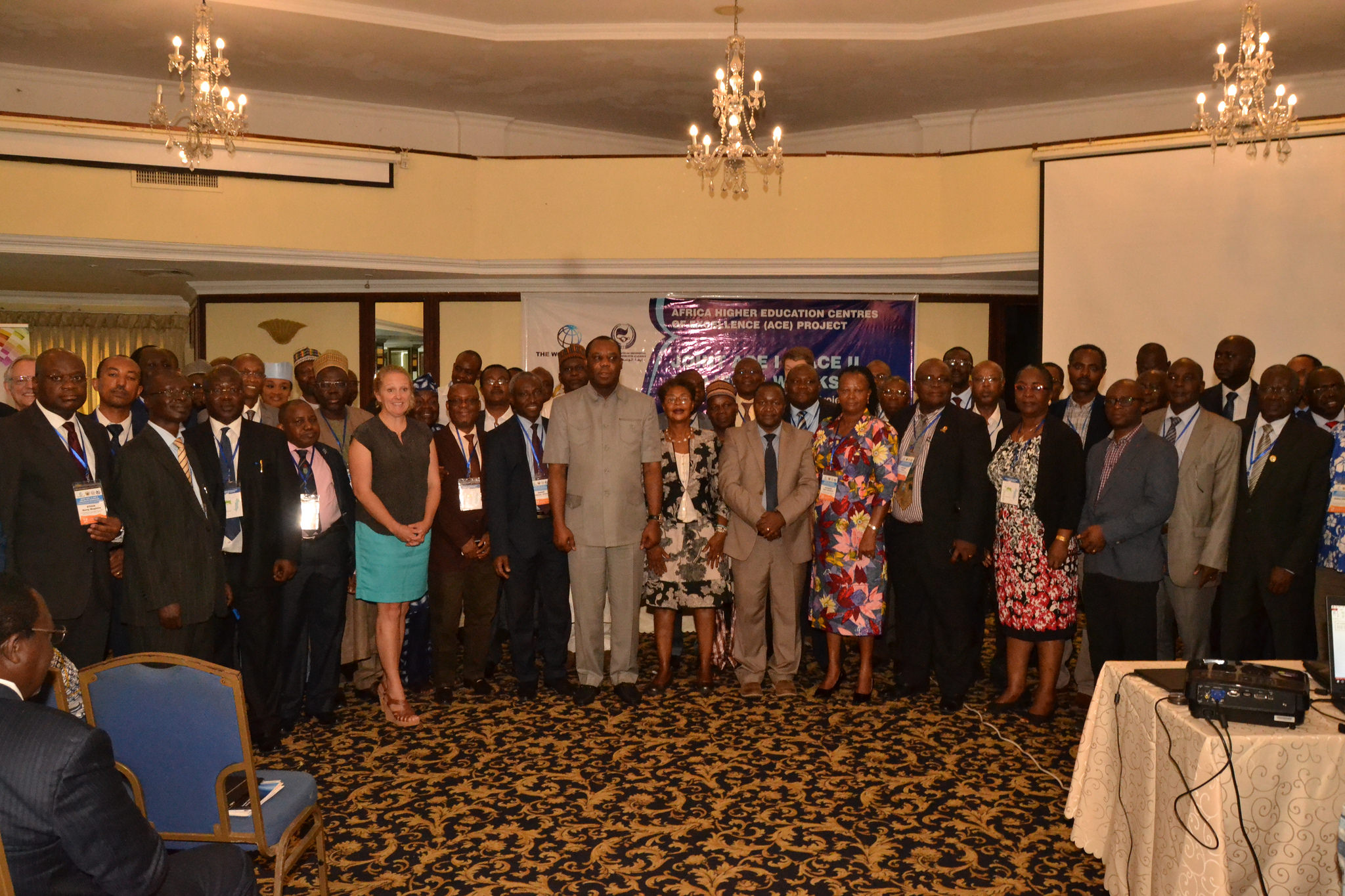 (English) Africa Centers of Excellence meet to discuss investment in skilling graduates, research and quality of Science and Technology education in Africa